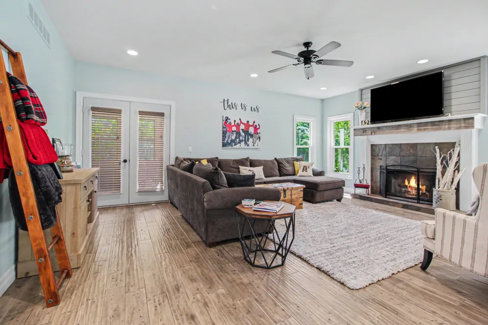 5875 Pinecrest Estates Drive Salem Township, MI 48105