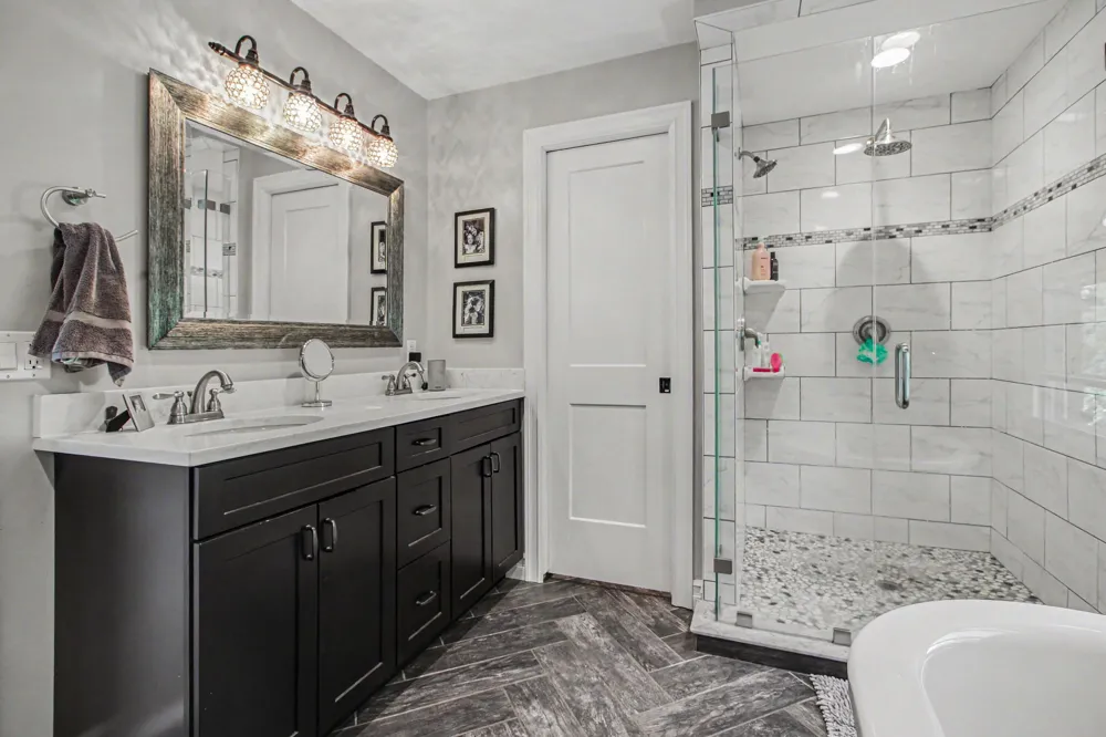 5875 Pinecrest Estates Drive Salem Township, MI 48105