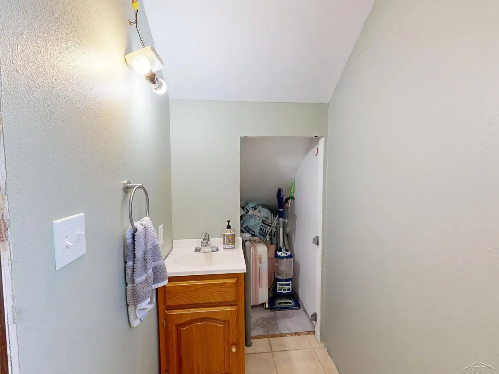 22359 Gratiot Road Merrill Village, MI 48637