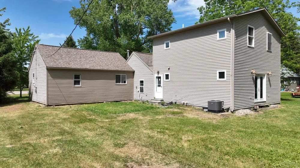 22359 Gratiot Road Merrill Village, MI 48637