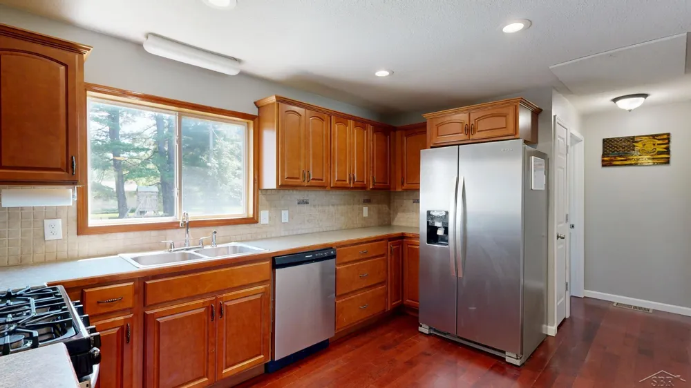 22359 Gratiot Road Merrill Village, MI 48637