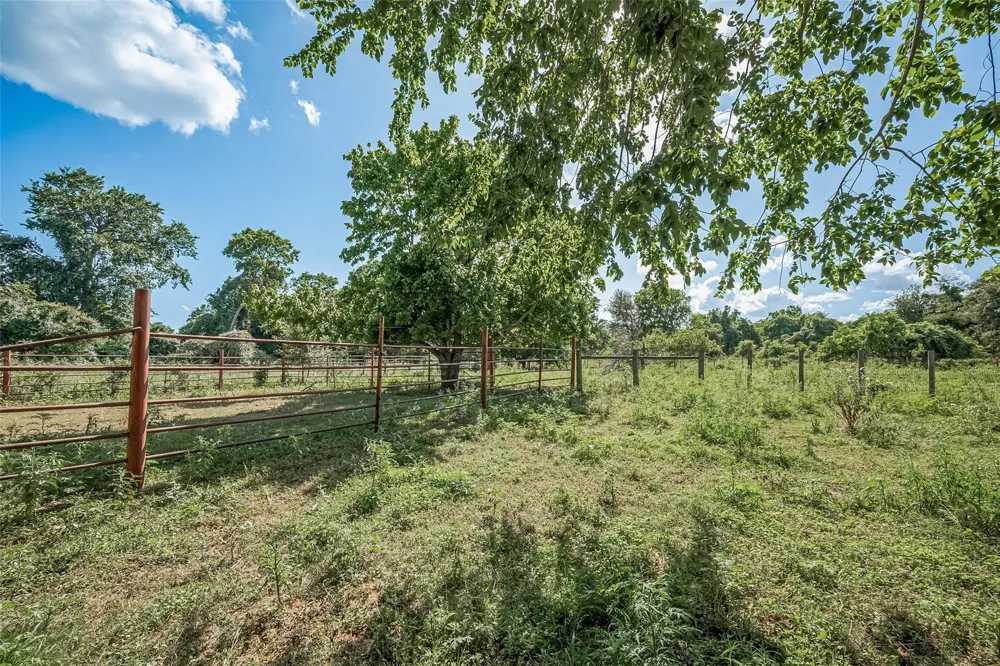 2511 Hartwell Road Pattison, TX 77423