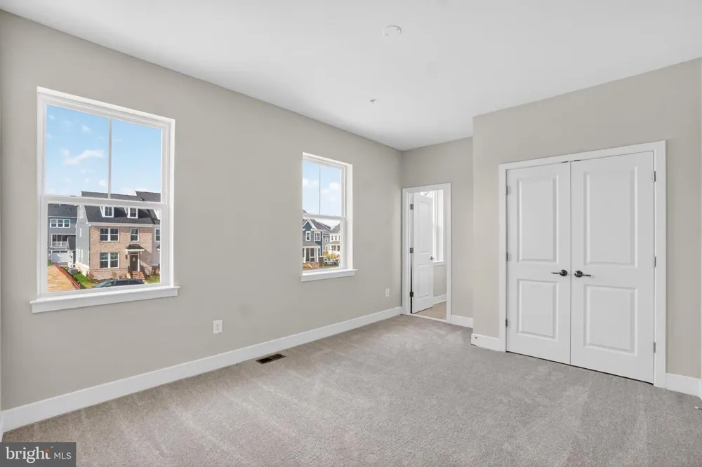 505 WILLOWSHIRE STREET Middle River, MD 21220