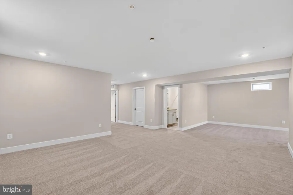505 WILLOWSHIRE STREET Middle River, MD 21220