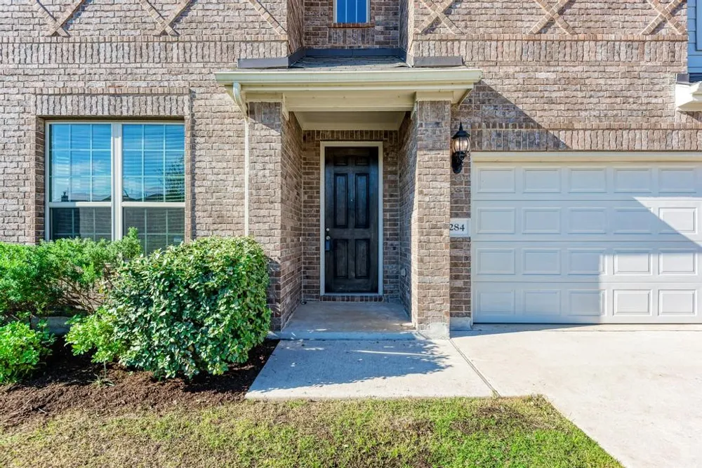 284 Everglade Drive Buda, TX 78610