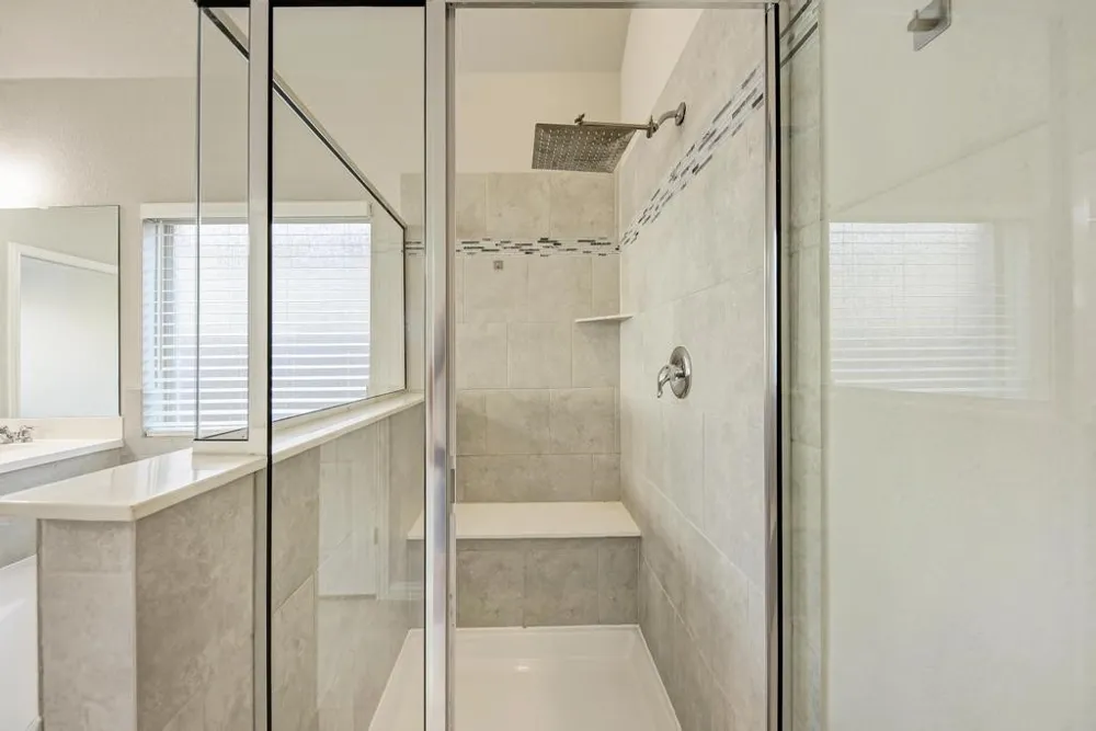 284 Everglade Drive Buda, TX 78610