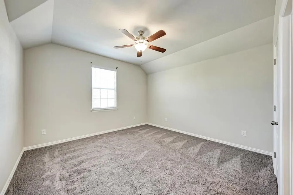 284 Everglade Drive Buda, TX 78610