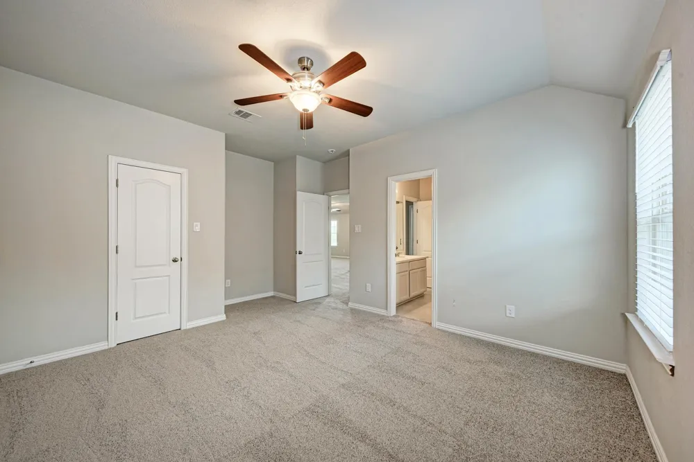284 Everglade Drive Buda, TX 78610