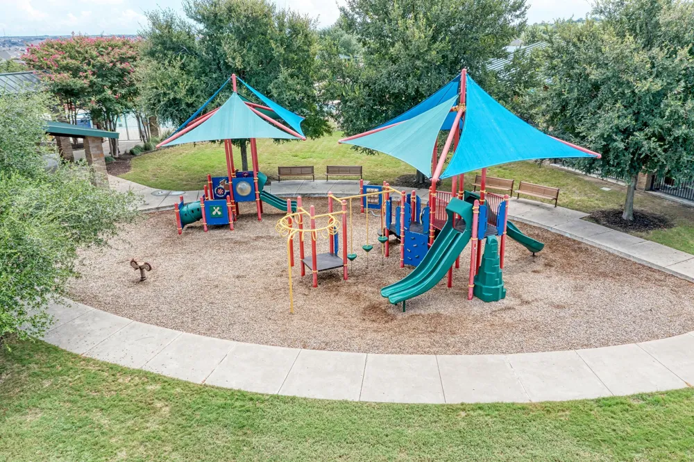 284 Everglade Drive Buda, TX 78610