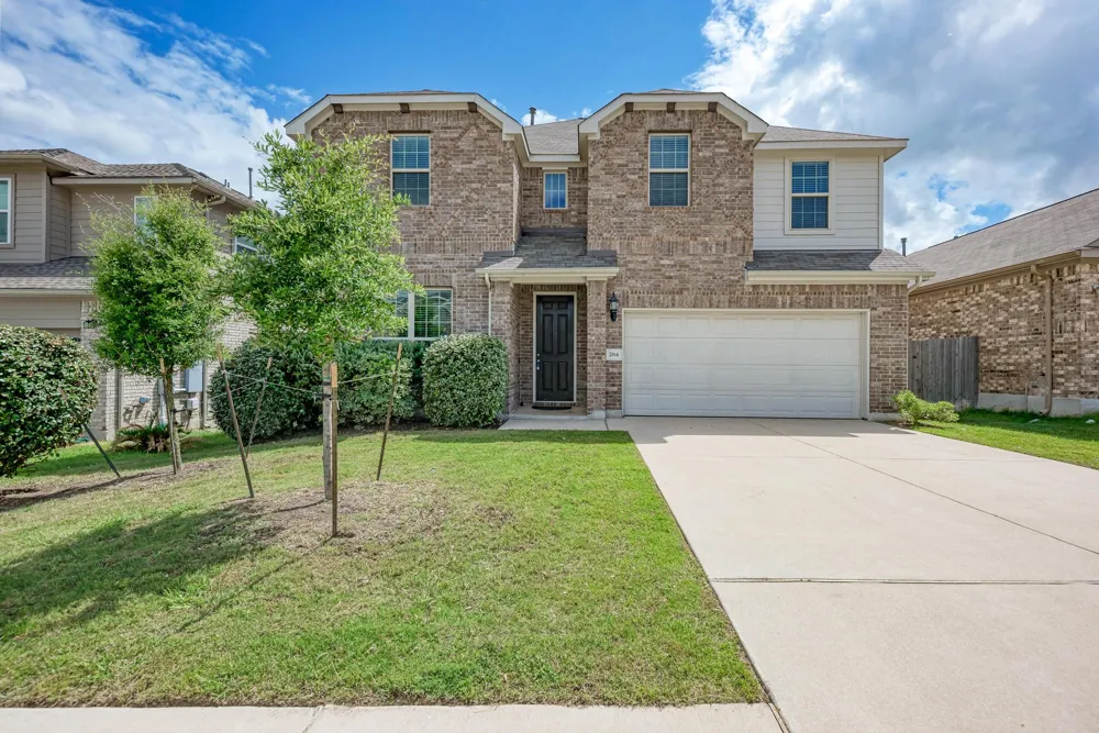 284 Everglade Drive Buda, TX 78610