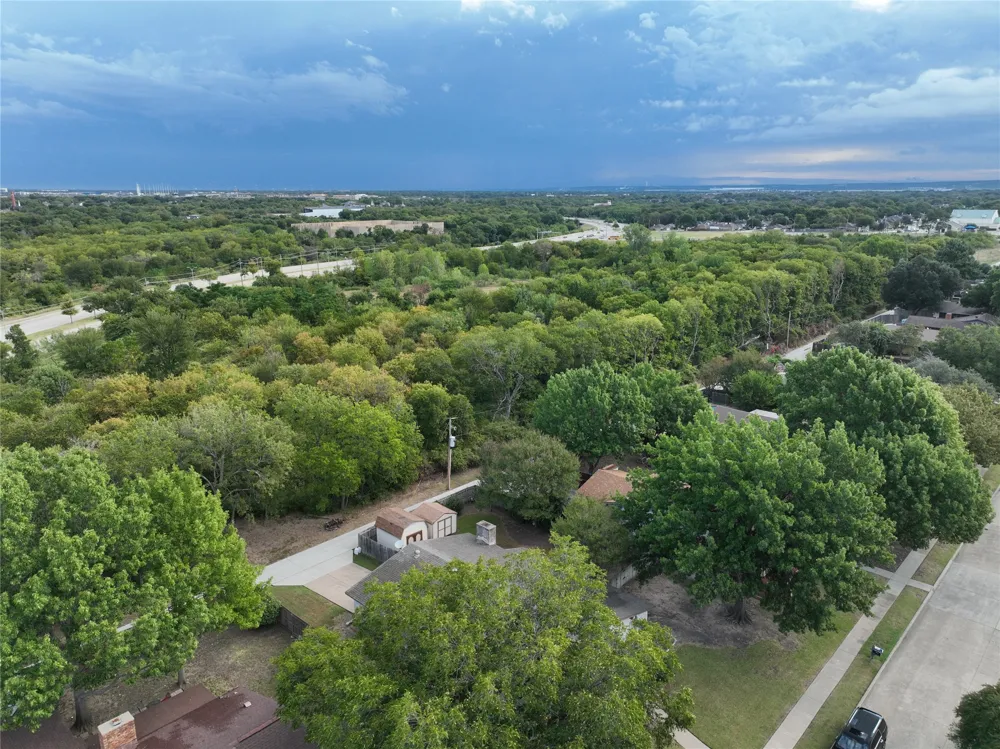 4550 Lakeridge Grand Prairie, TX 75052