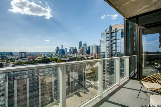 48 EAST AVE #1810 Austin, TX 78701