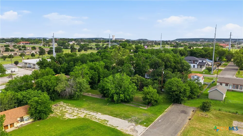 615 Vermont Street Killeen, TX 76541