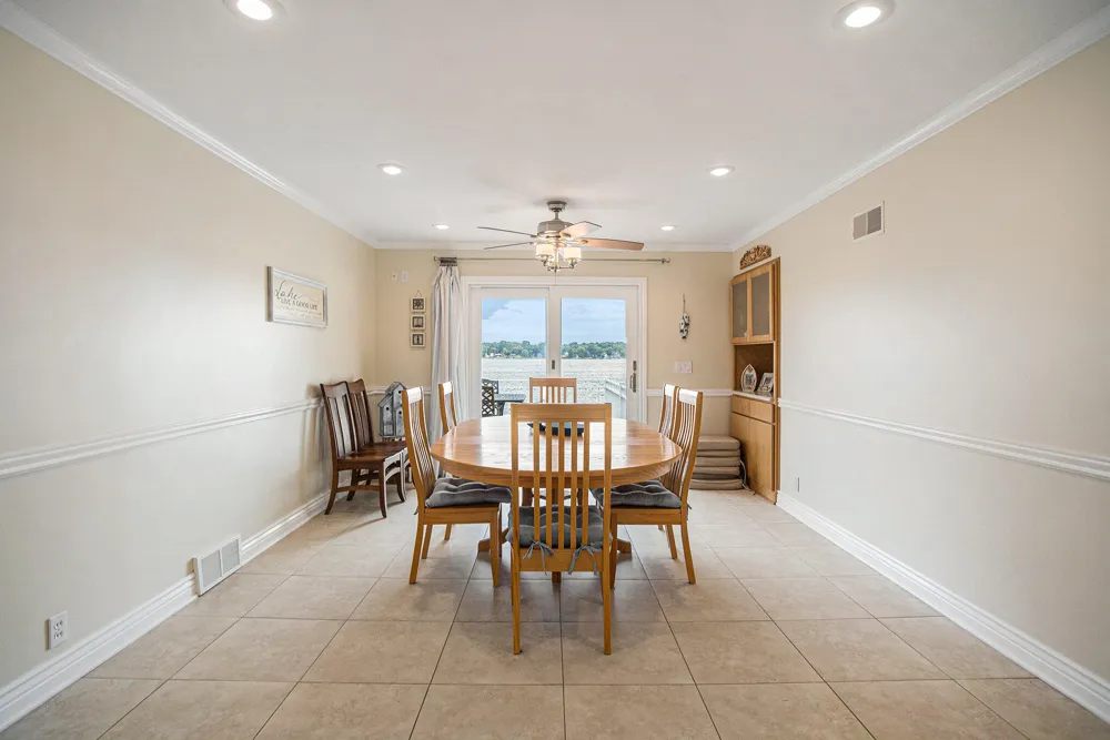 905 Elm Street Colon, MI 49040