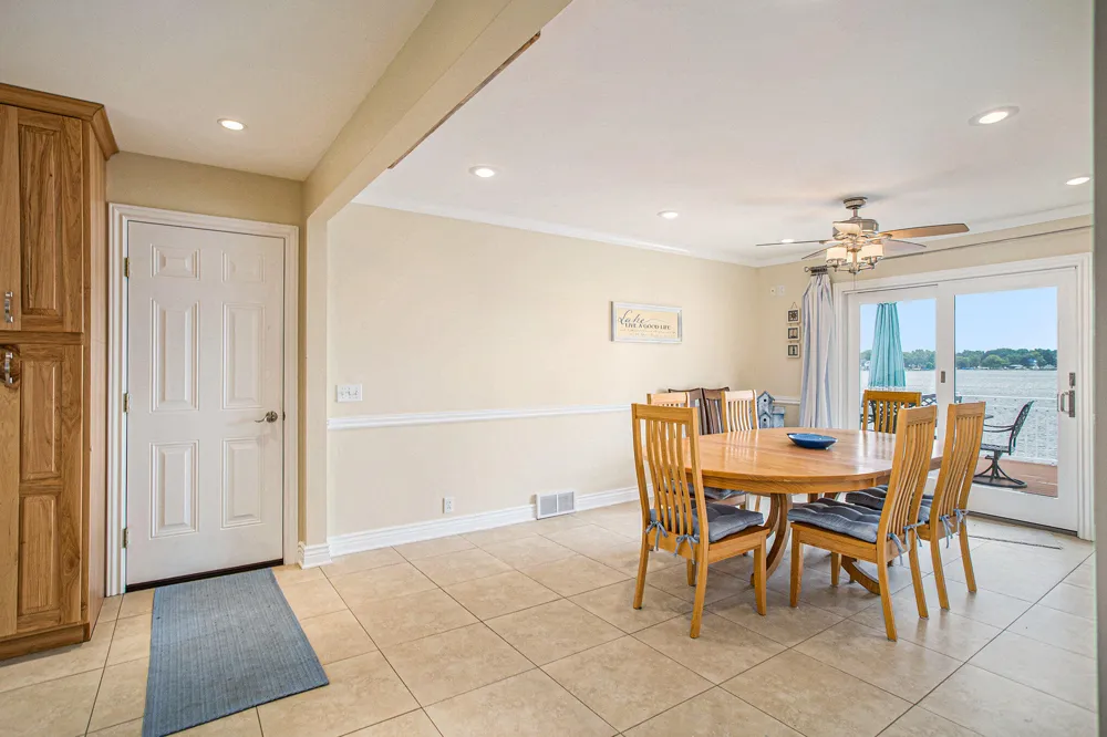 905 Elm Street Colon, MI 49040
