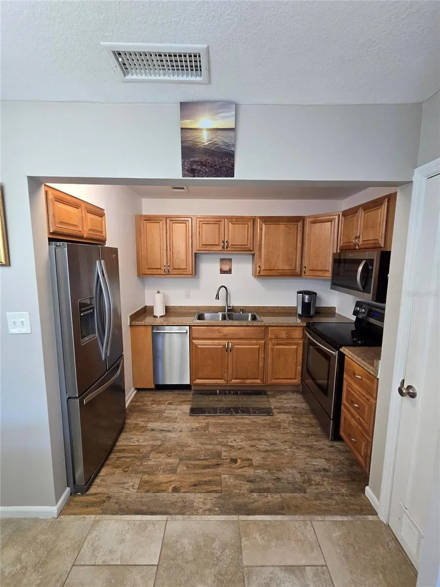 5231 BEACH DRIVE SE #A St Petersburg, FL 33705