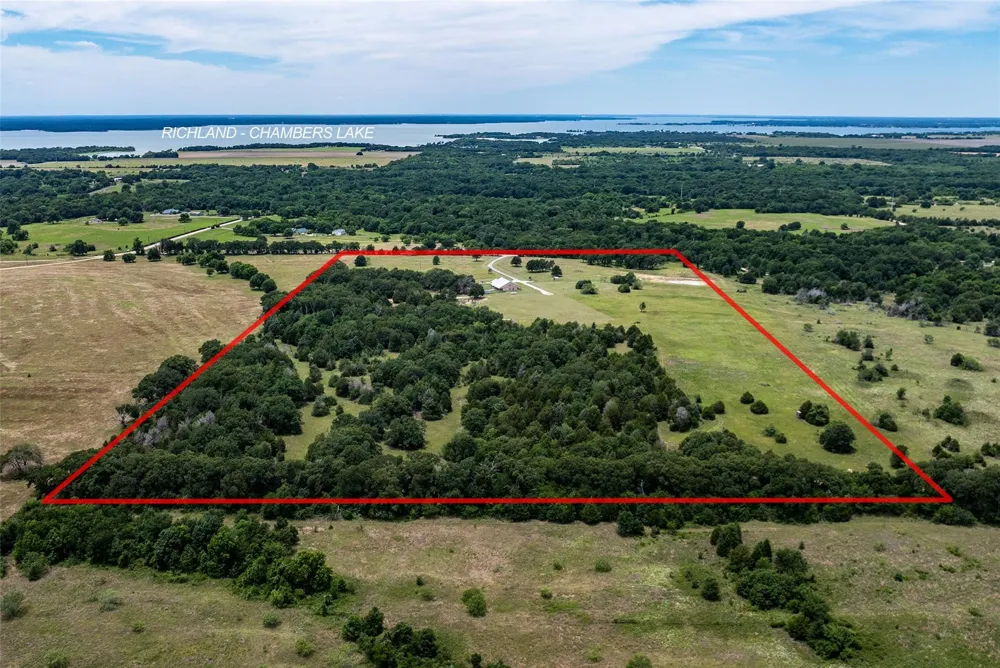 10193 County Road 4240 Kerens, TX 75144