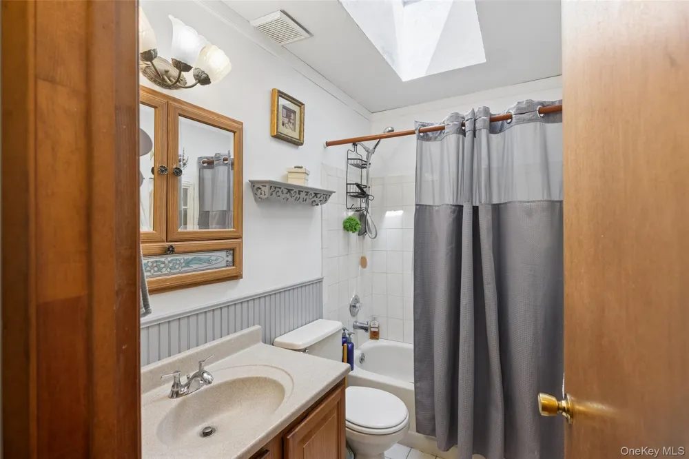 44 Aliperti Road Jamesport, NY 11947