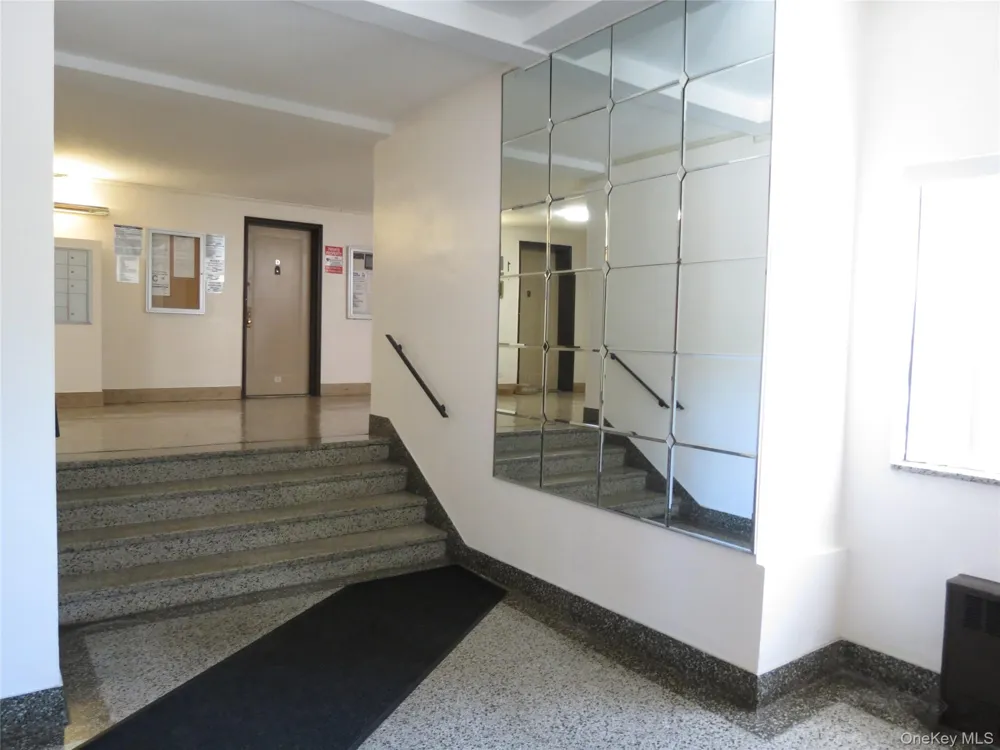 147-14 84th Road #2A Briarwood, NY 11435