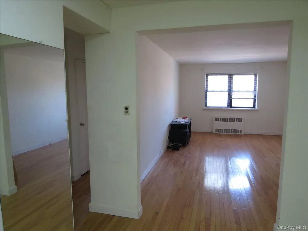 147-14 84th Road #2A Briarwood, NY 11435