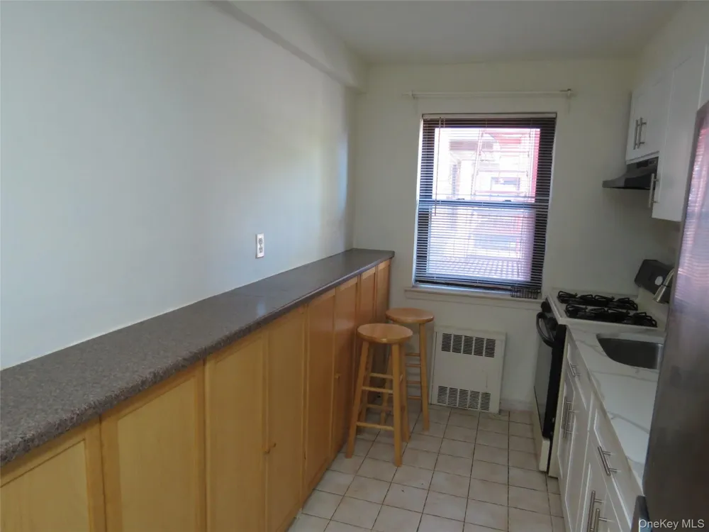 147-14 84th Road #2A Briarwood, NY 11435