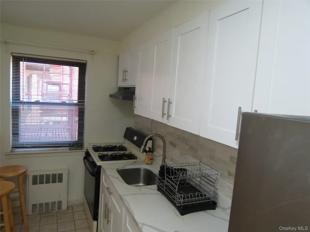 147-14 84th Road #2A Briarwood, NY 11435