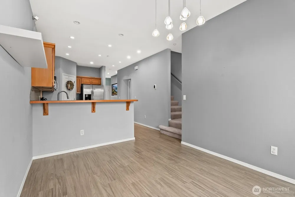 25220 104th Avenue SE #9 Kent, WA 98030