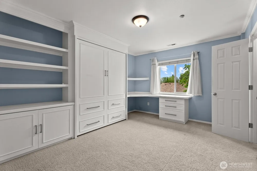 25220 104th Avenue SE #9 Kent, WA 98030