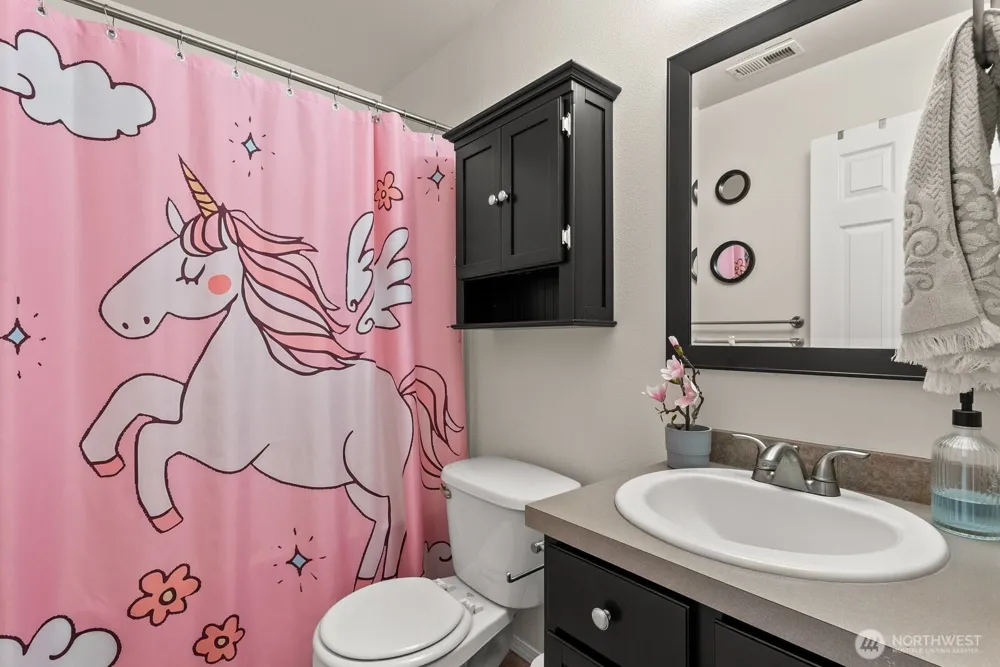 25220 104th Avenue SE #9 Kent, WA 98030