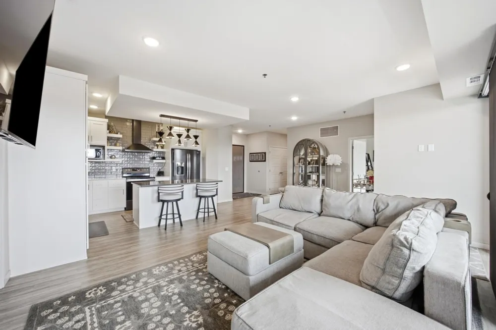 360 32nd Avenue W #607 West Fargo, ND 58078