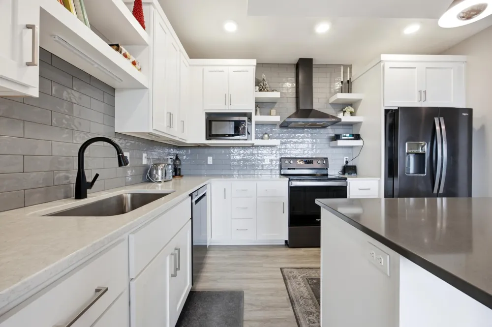 360 32nd Avenue W #607 West Fargo, ND 58078