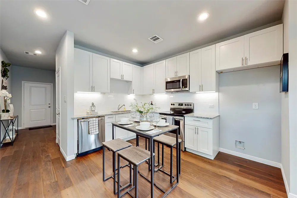 18813 Luminescent Spring, TX 77379