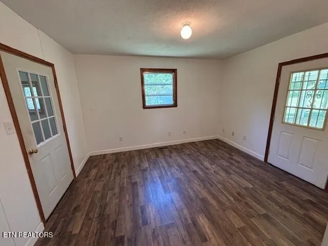 194 Patton Lane Pikeville, TN 37367