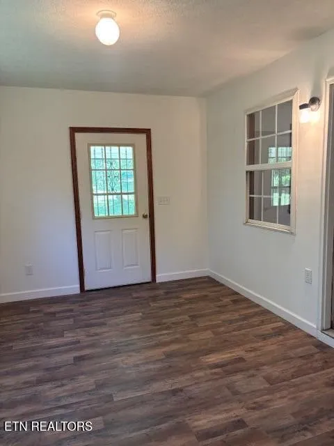 194 Patton Lane Pikeville, TN 37367
