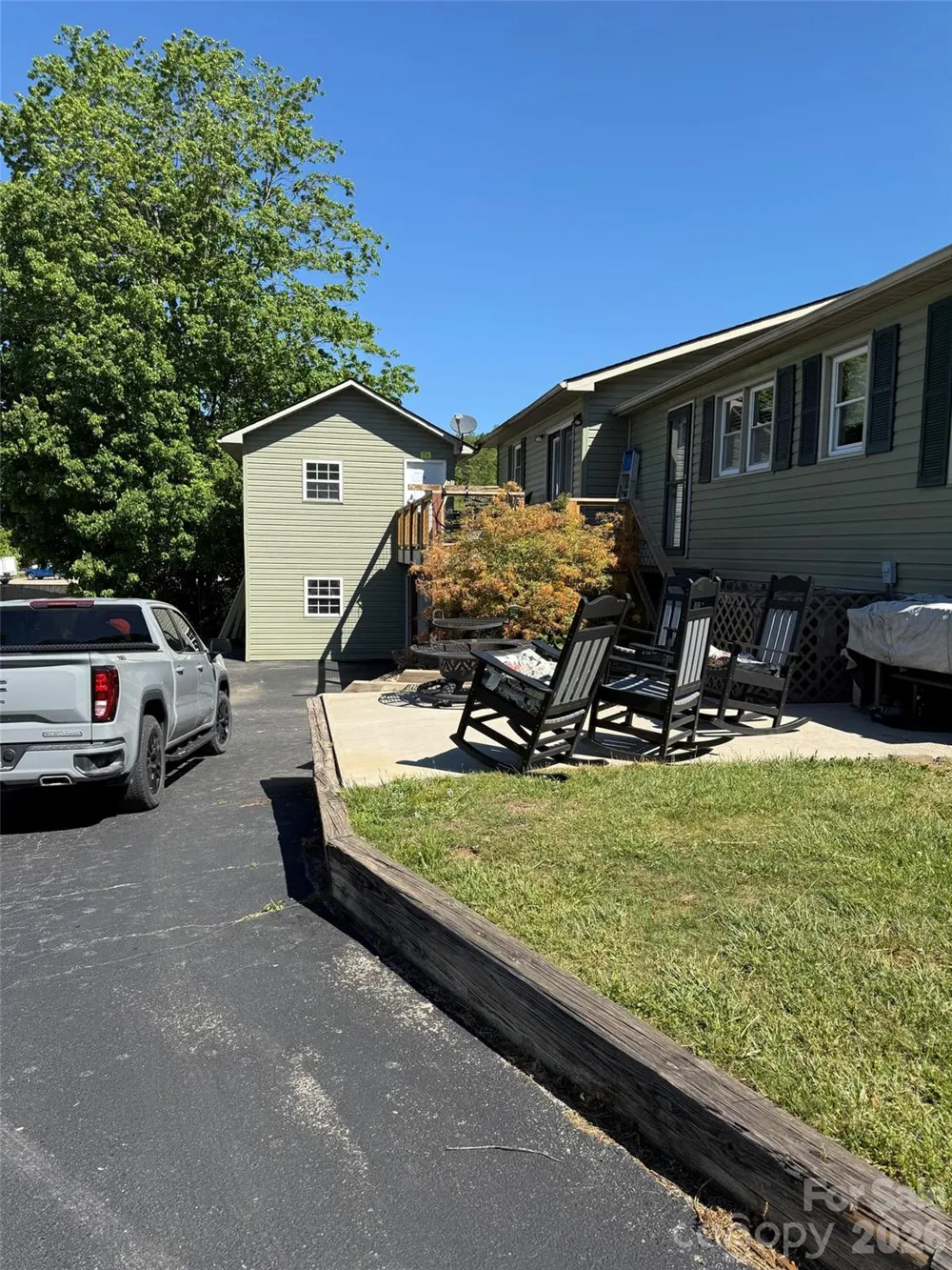 102 Phillips Road Spruce Pine, NC 28777