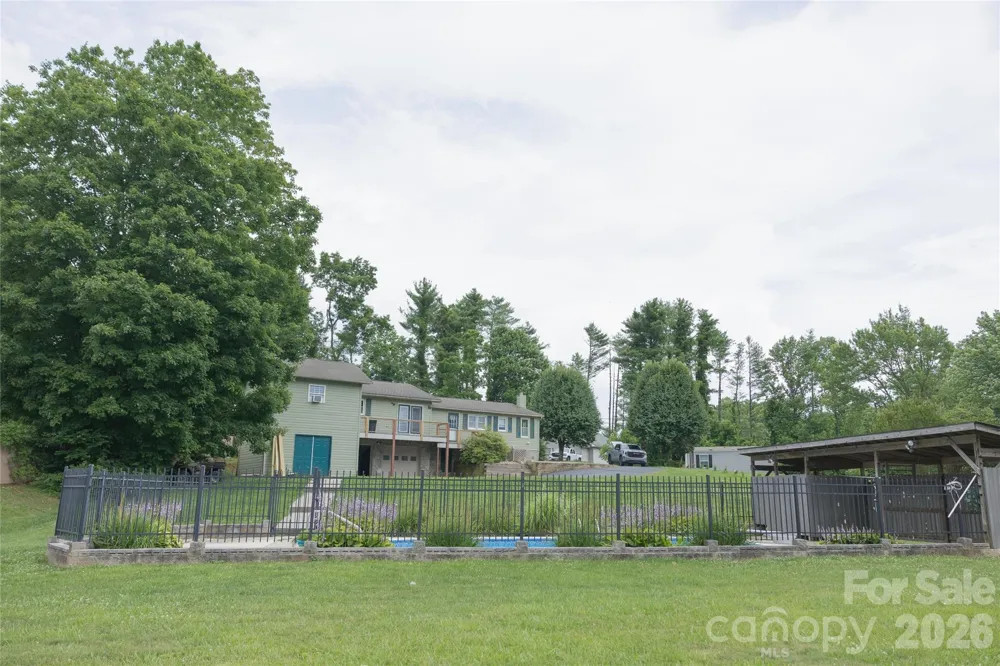 102 Phillips Road Spruce Pine, NC 28777