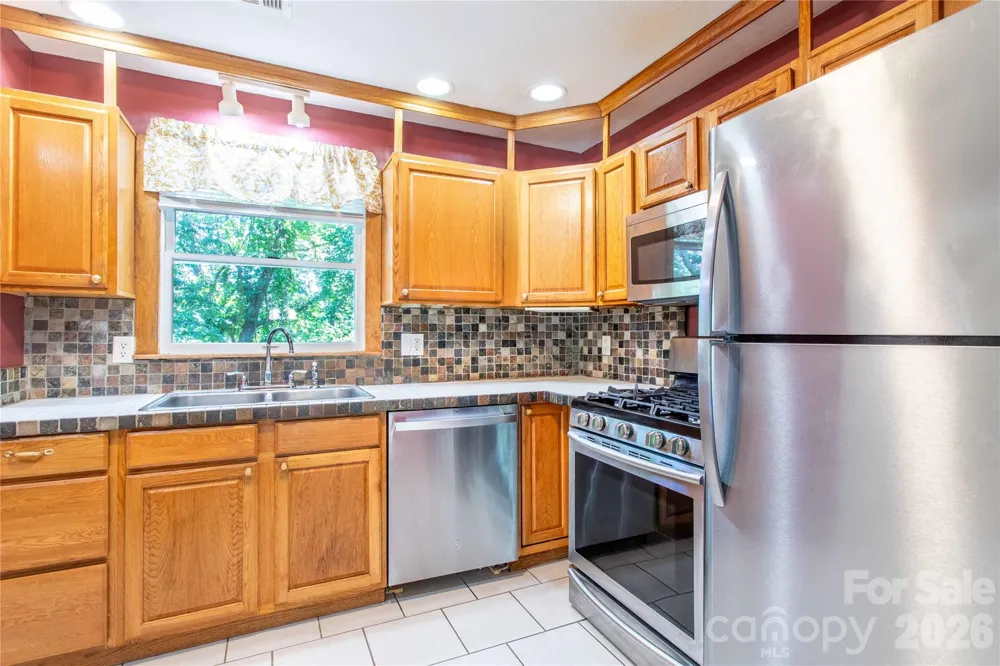 73 Cresent Drive Pisgah Forest, NC 28768