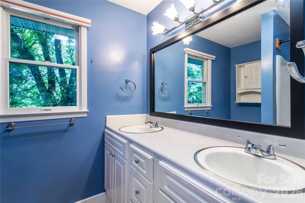 73 Cresent Drive Pisgah Forest, NC 28768