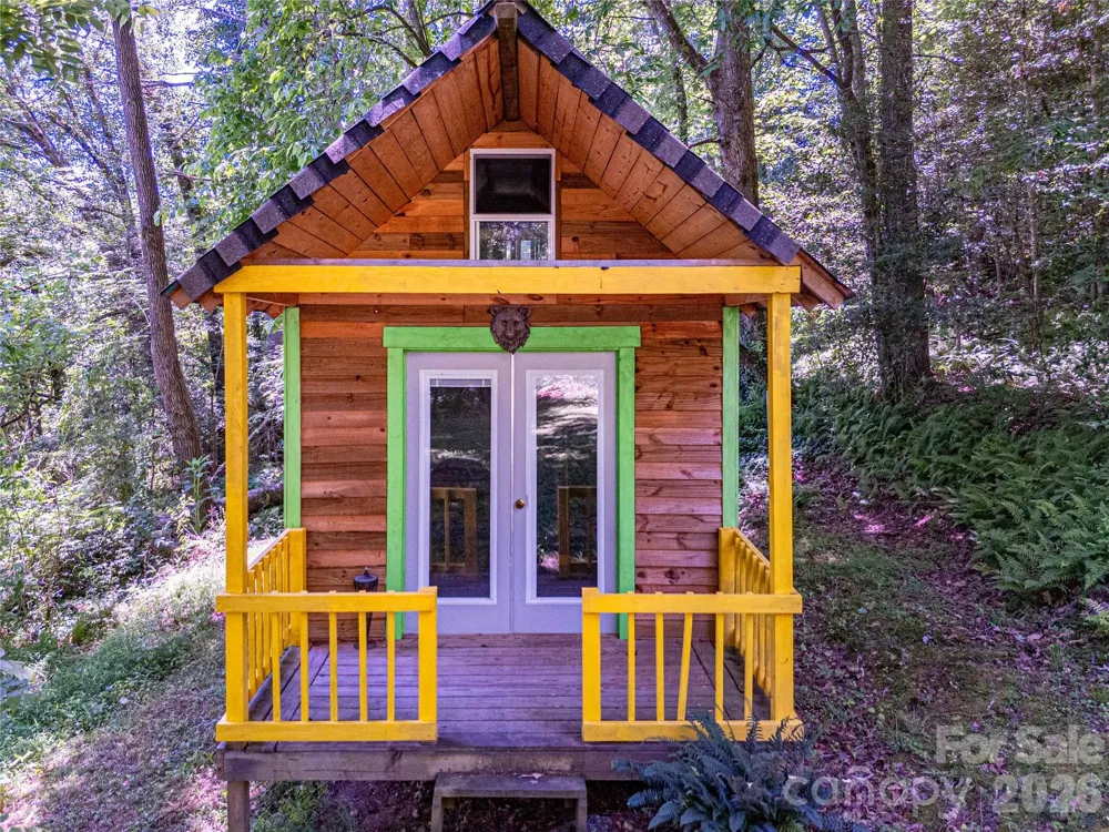 73 Cresent Drive Pisgah Forest, NC 28768