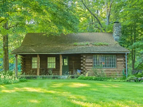95 Angola Road