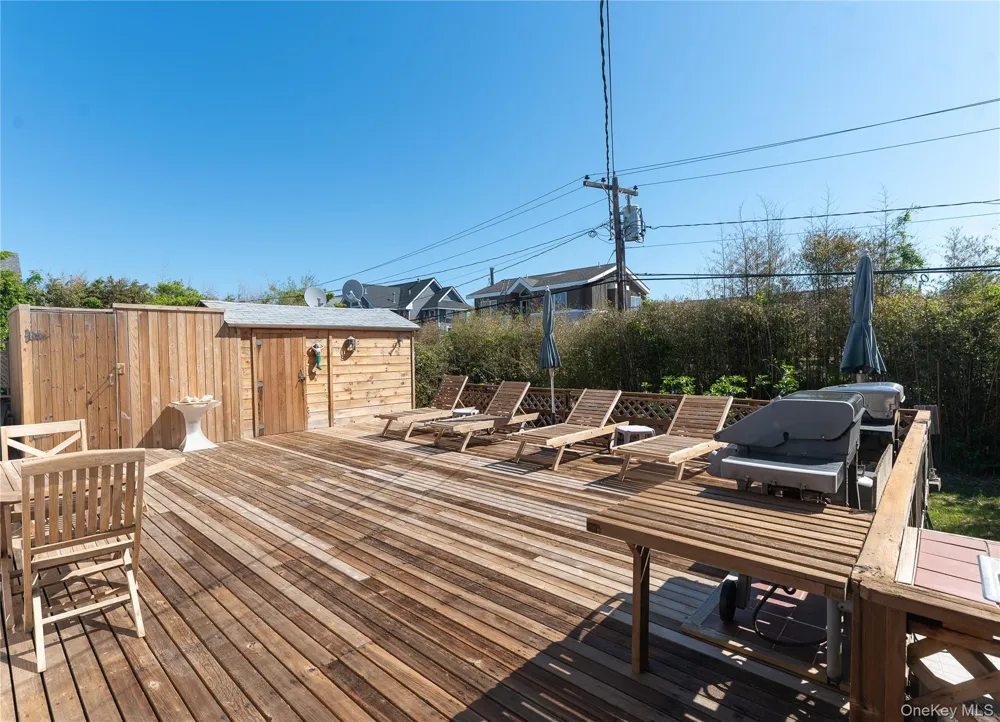 28 Ocean Road Ocean Beach, NY 11770