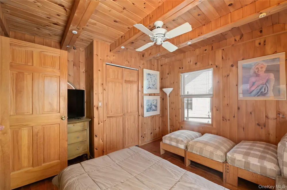 28 Ocean Road Ocean Beach, NY 11770