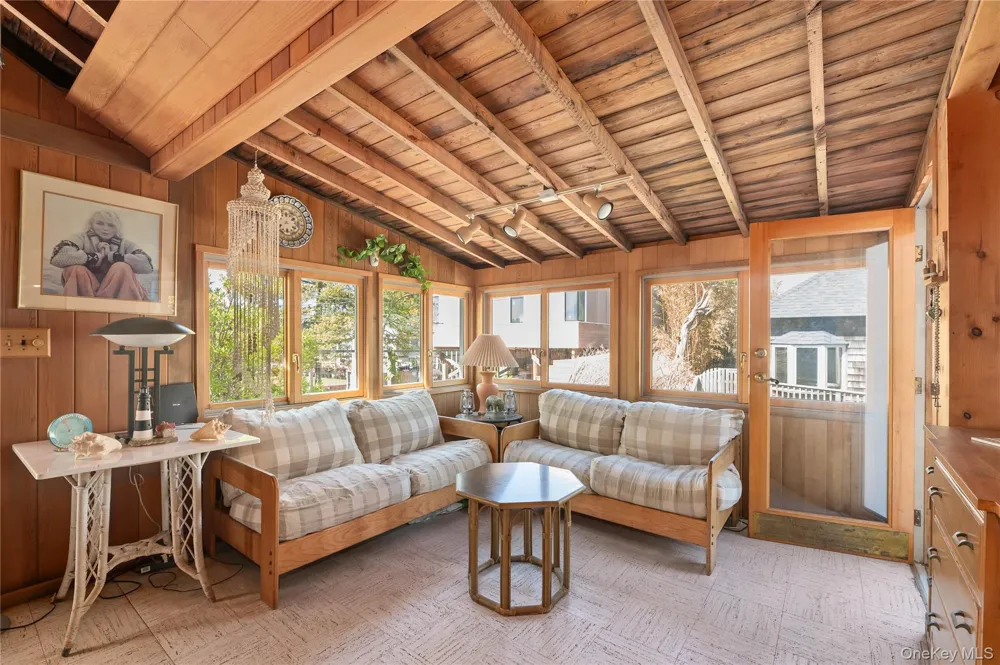 28 Ocean Road Ocean Beach, NY 11770