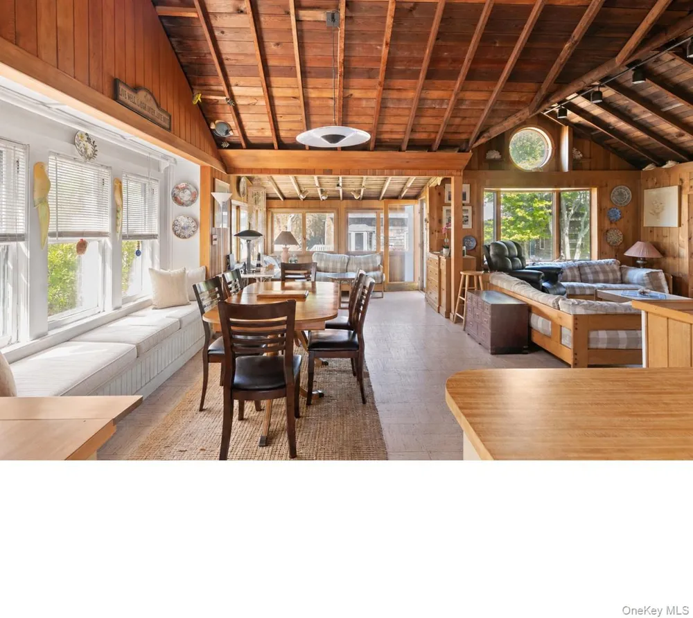 28 Ocean Road Ocean Beach, NY 11770