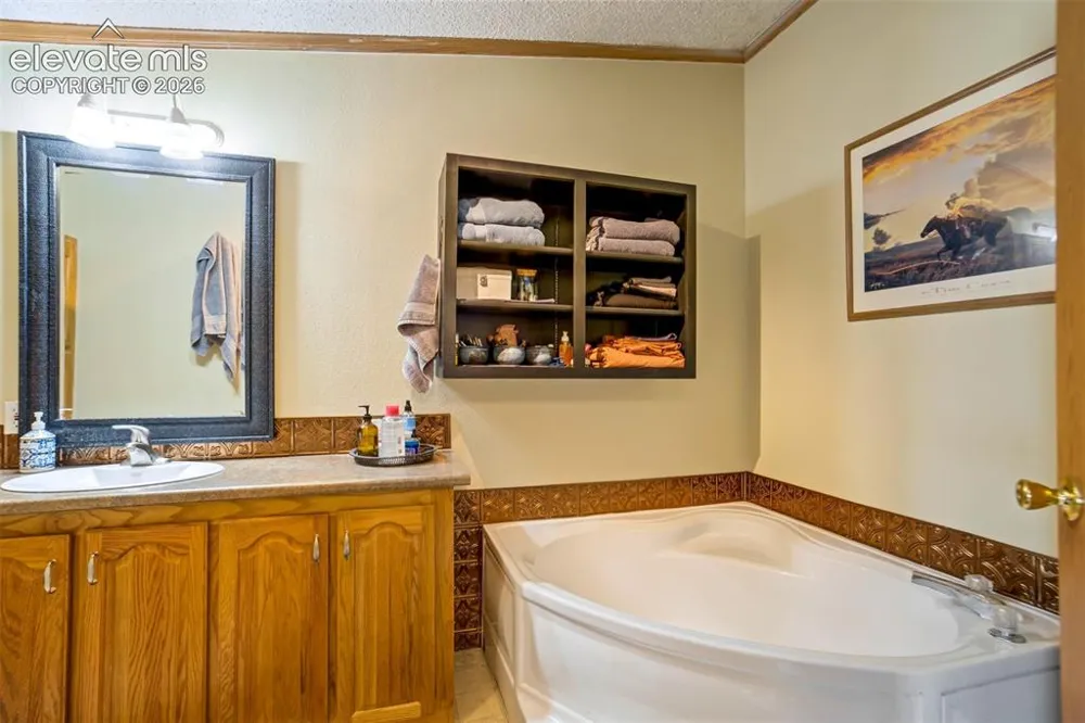 22120 McDaniels Road Calhan, CO 80808