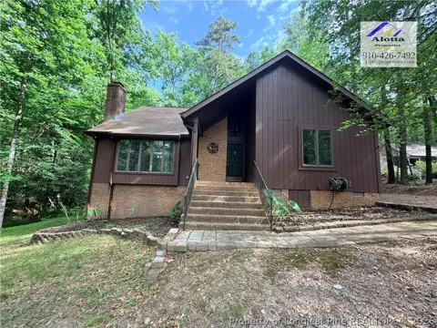 5004 Cardinal Circle