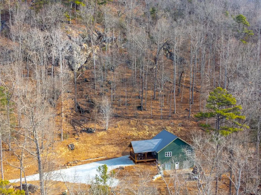 Tessentee Franklin, NC 28734