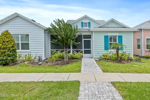 401 Parrot Lane