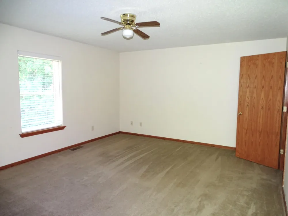 186 Country Lane Durand, WI 54736