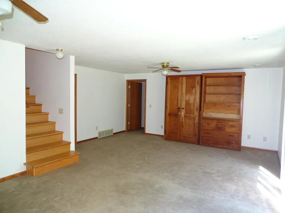 186 Country Lane Durand, WI 54736